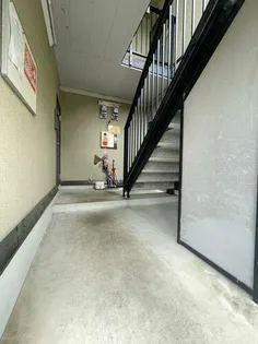 ヴィラ大覚苑【2階】の玄関