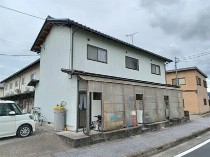滋賀県愛知郡愛荘町東円堂【テラスハウス】の外観