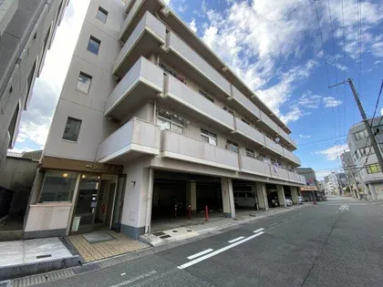 ペシュ七番館の画像