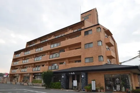 バルビゾン岡田の画像