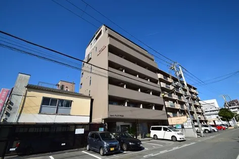 フラットフォーの画像