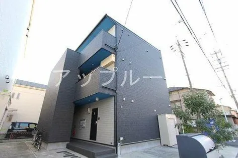 クラウド鳥羽見【3階】の外観