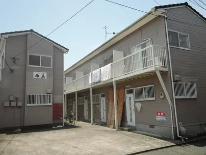 テラスハウス梅尾【002号室】の外観