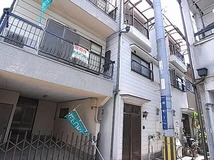 大阪府寝屋川市錦町【一戸建】の外観