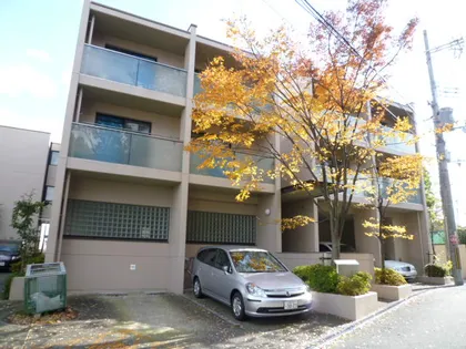 大阪府箕面市瀬川5丁目【マンション】の外観