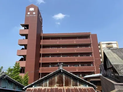 陣山スカイマンション【306号室】の外観