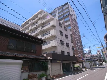 福岡県北九州市小倉北区真鶴1丁目【マンション】の外観