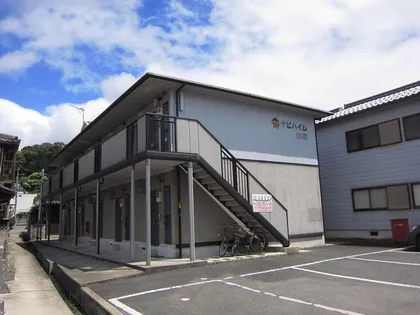 兵庫県丹波市柏原町柏原【アパート】の外観