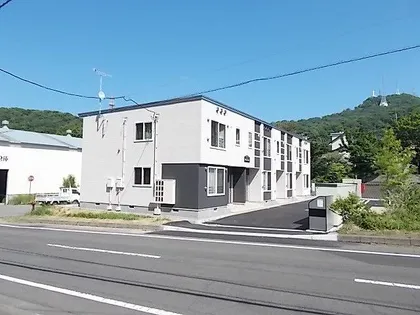 プリュス ボナール【1階】の外観