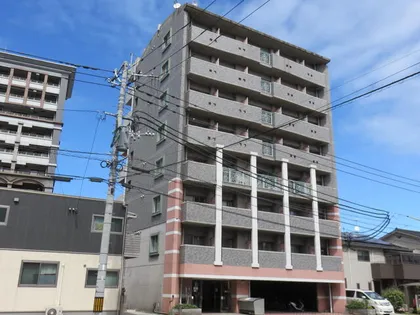 ピュアドーム九工大【2階】の外観