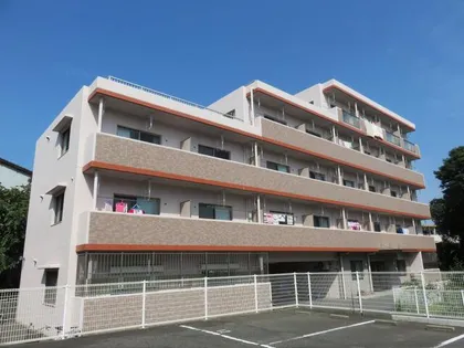 マーベラス下到津【3階】の外観