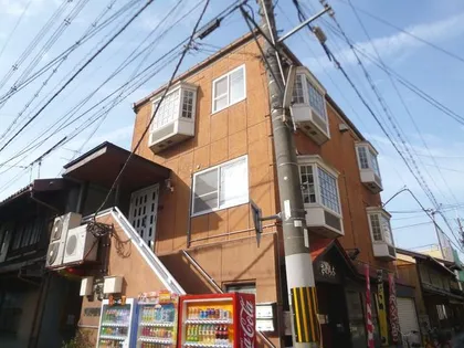 2014年リニューアル3階独立部屋(西洞院ビル)【3階】の外観