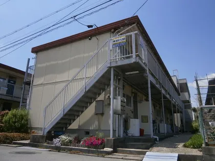 前川ハイツA棟の画像