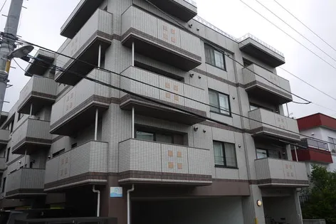 シャイニングドリーム【201号室】の外観