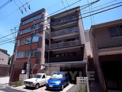 WHITE POOL 御所南の画像