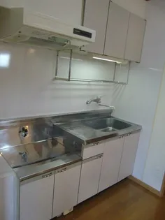 アイビーコート弐番館【1階】のキッチン