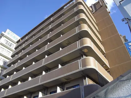 大阪府岸和田市春木若松町【マンション】の外観