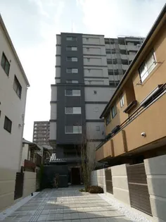 京都府京都市中京区油小路通三条下る三条油小路町【マンション】の外観