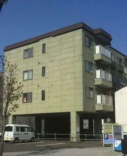 メゾンドターボの画像