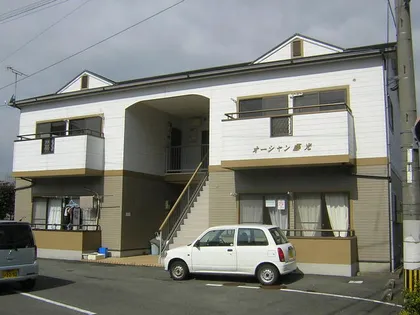 オーシャン藤光【1階】の外観