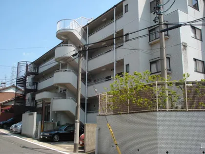 グランドハイリス上社【2-B号室】の外観