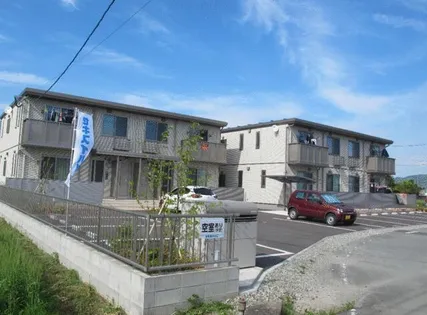 ラウレ アの画像