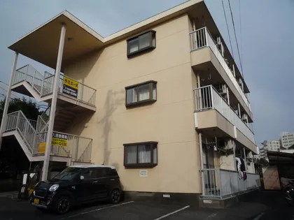 ラミエーヌ【2階】の外観
