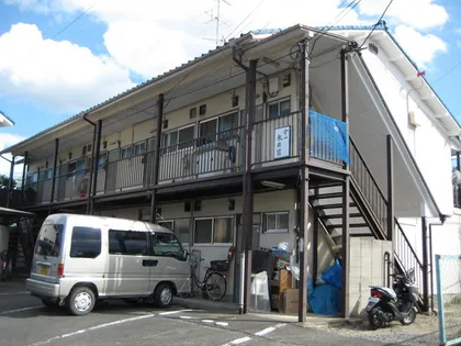 京都府向日市上植野町南小路【アパート】の外観