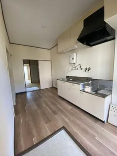 酒井マンション【303号室】の玄関