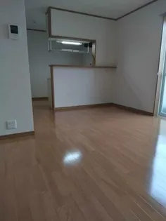 ガレージハウス中島【B号室】の居間