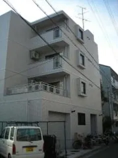 マンショントリン【2階】の外観