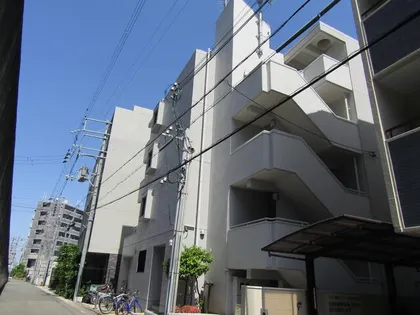 マンショントリン【2階】の外観