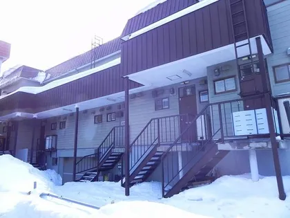 北海道札幌市東区北十二条東10丁目【アパート】の外観