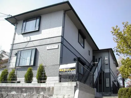 奈良県奈良市朝日町1丁目【アパート】の外観