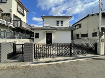 兵庫県宝塚市小林3丁目【一戸建】の外観