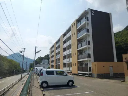 ヴィラナリー由良の外観