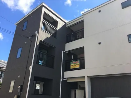 兵庫県姫路市神子岡前4丁目【アパート】の外観