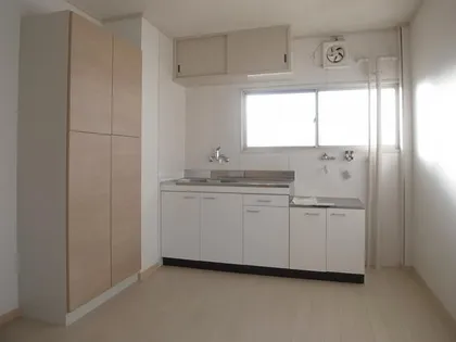 マンション幸【4階】の外観