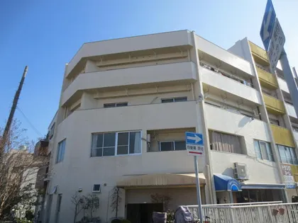 忍谷マンションの画像