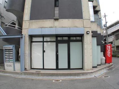 サウスコート【1階】の外観