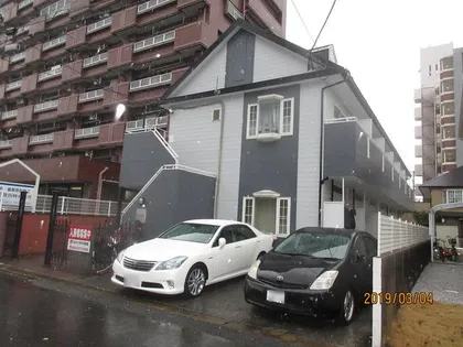 ベルポスト穴生の画像