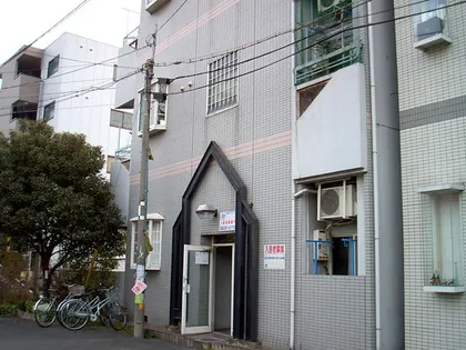 プルートゥ2号館の画像