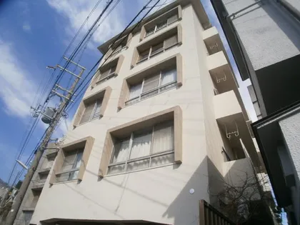 栄マンションの画像