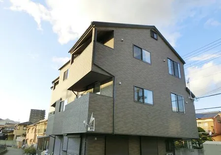 サファイア伊伝居の画像