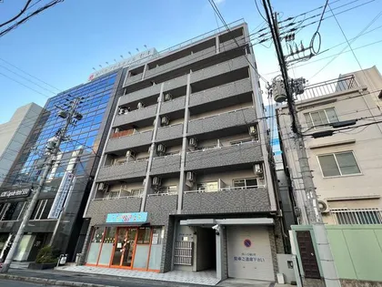 プリオール三宮【3階】の外観