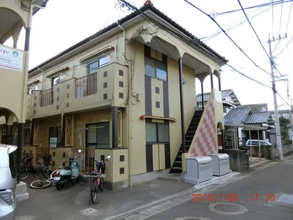 コーポ赤いきつね【101号室】の外観