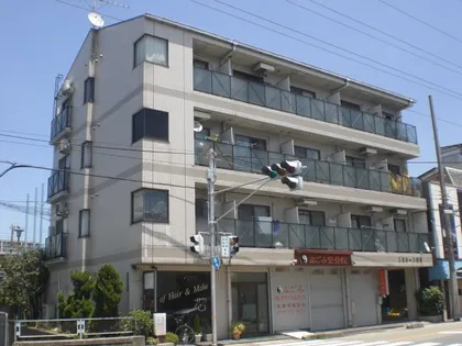 ルミエール稲野【305号室】の外観