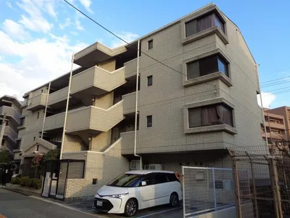 グランドール千里【3階】の外観