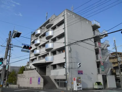 マンションタケウチ2号館の画像
