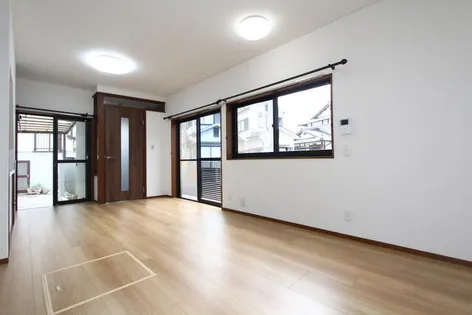 京都府亀岡市大井町かすみケ丘【一戸建】の外観